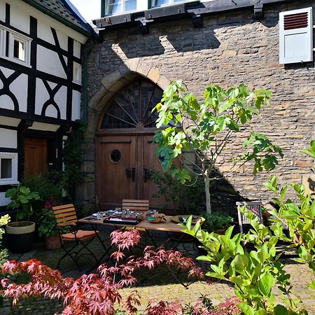 Fuenf Giebel Eck In Der Freiheit Am Ruhrtalradweg Otel Wetter  Dış mekan fotoğraf