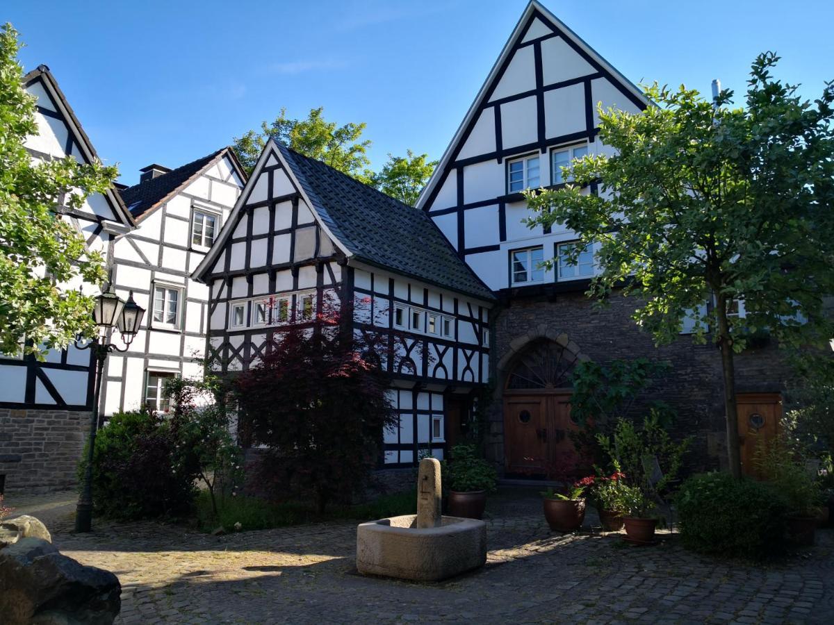 Fuenf Giebel Eck In Der Freiheit Am Ruhrtalradweg Otel Wetter  Dış mekan fotoğraf