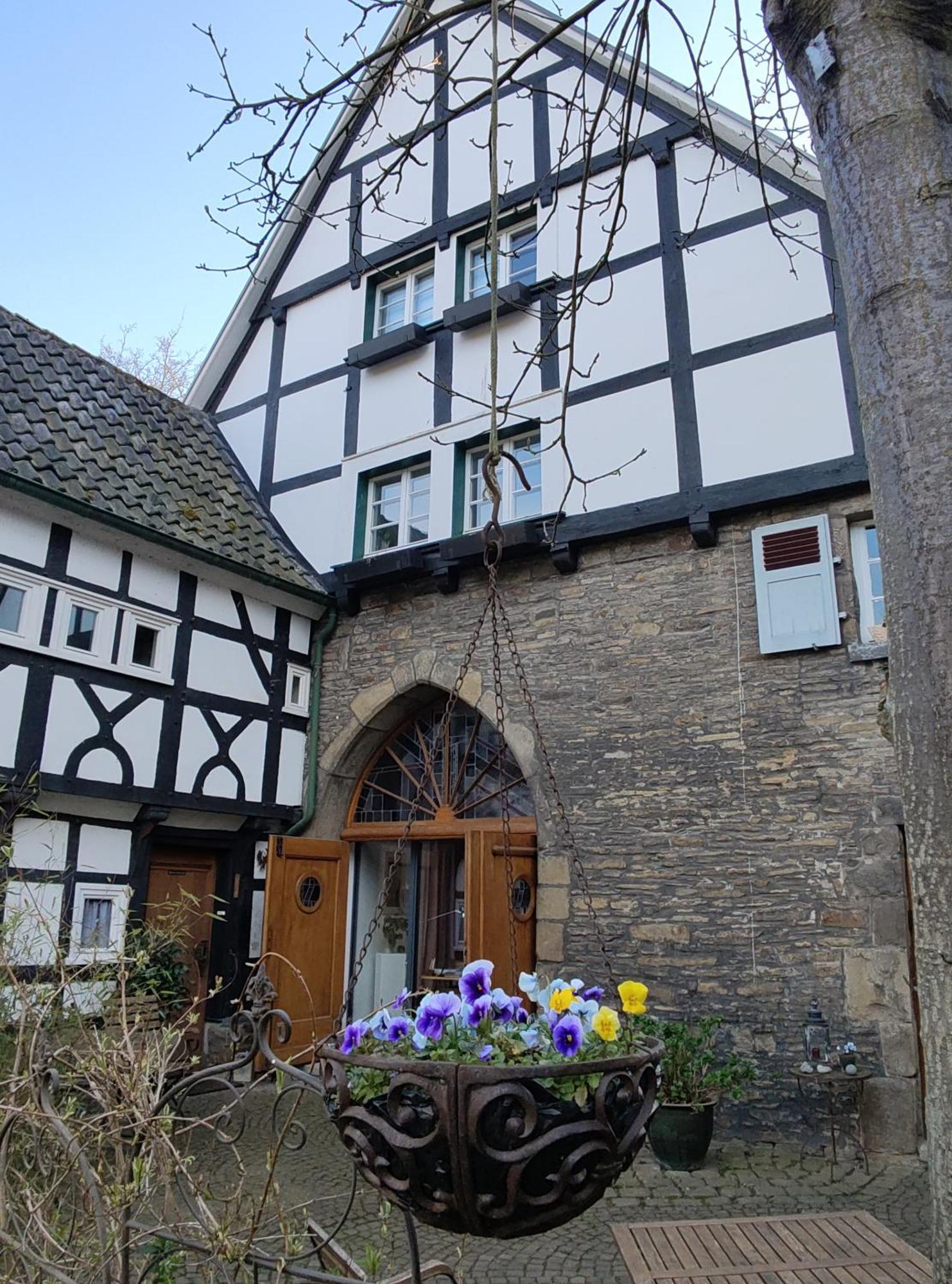 Fuenf Giebel Eck In Der Freiheit Am Ruhrtalradweg Otel Wetter  Dış mekan fotoğraf