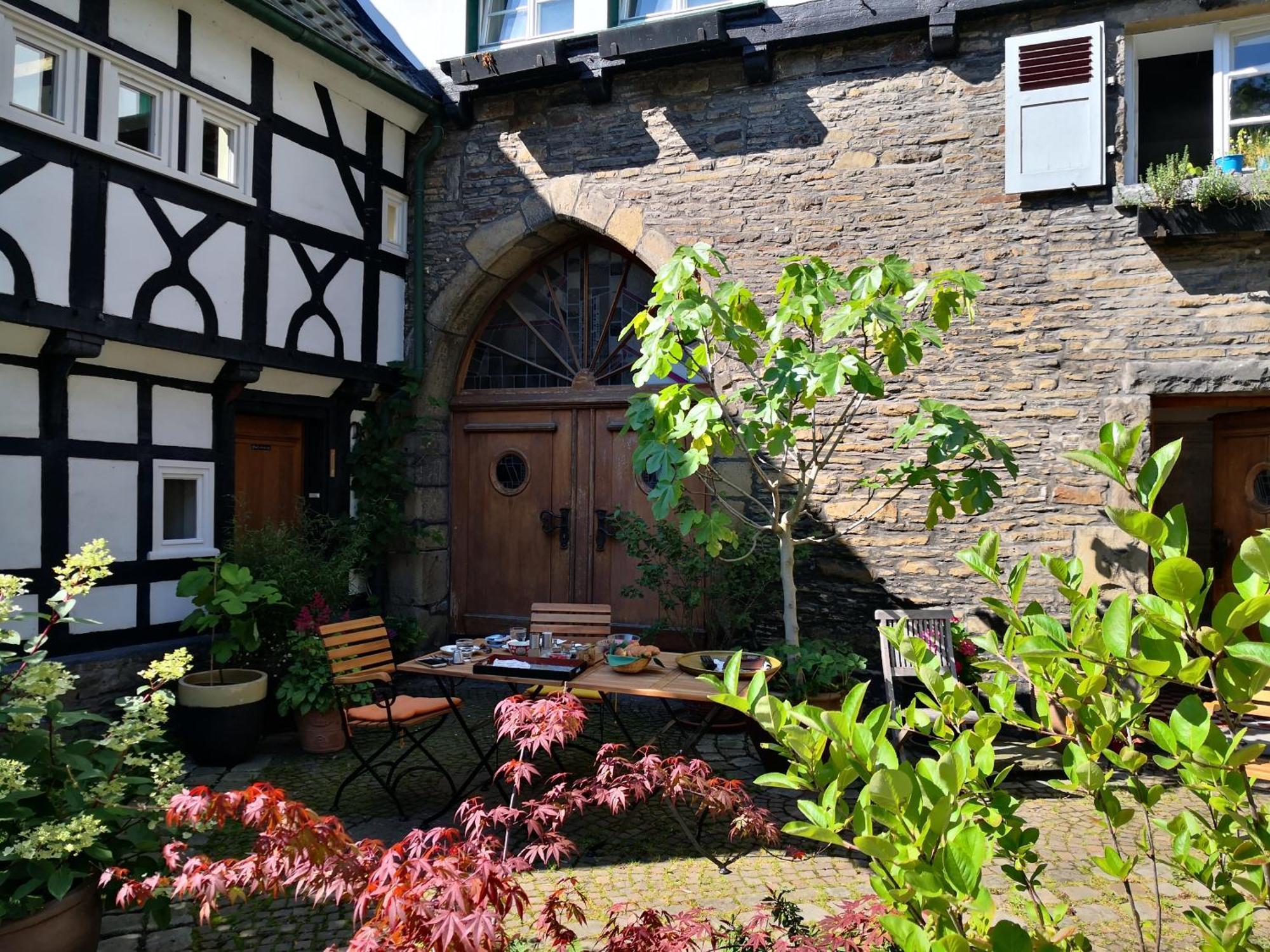 Fuenf Giebel Eck In Der Freiheit Am Ruhrtalradweg Otel Wetter  Dış mekan fotoğraf